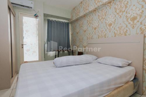 RedLiving Apartemen Podomoro Golf View - Queen Room Tower Dahoma