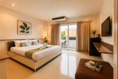 Ree- Riverside hotel
