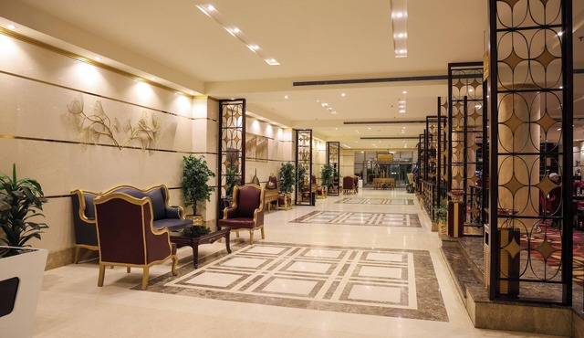 Reef Global Hotel