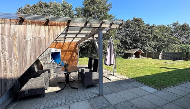 Reetdachhaus, Garten Eingezäunt, Hunde Willkommen, Sehr gut Ausgestattet