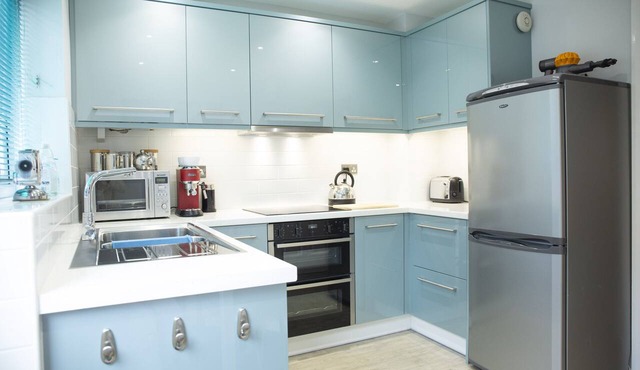 Reeve House | 2-Bed | FREE Parking & Wi-Fi