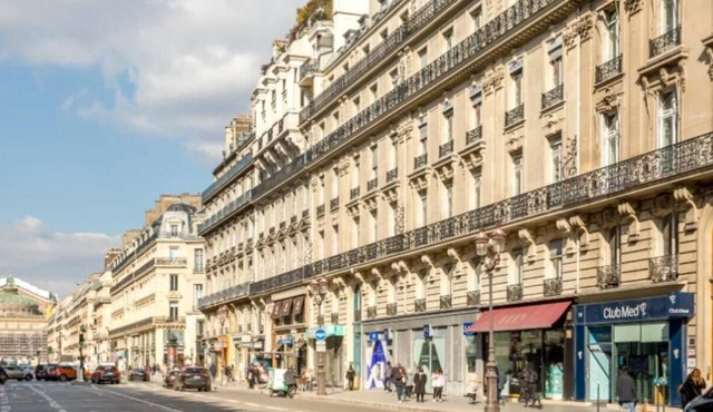 REFINED LUXURY 3 BEDROOM APARTMENT NEAR LOUVRE & OPERA