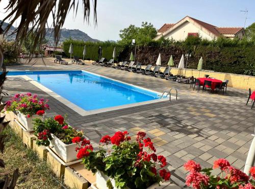 Refined Villa in Enna with Private Pool