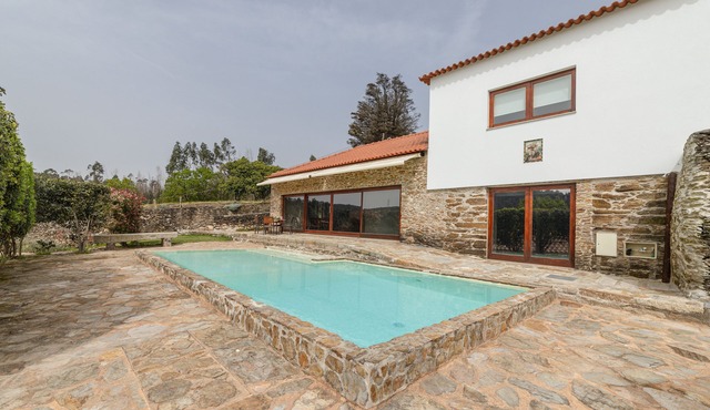 Refuge with private pool in the Douro, near Porto