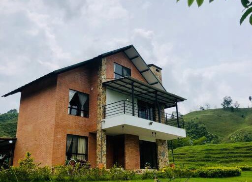 Refugio de Montaña tipo Chalet