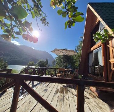 Refugio de Montaña Patagonia a orilla de lago, pesca