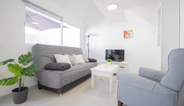 Refurbish Apartment with terrace