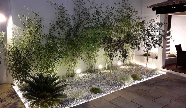 Refurbished Old House (2017) with Garden in Santa Catarina