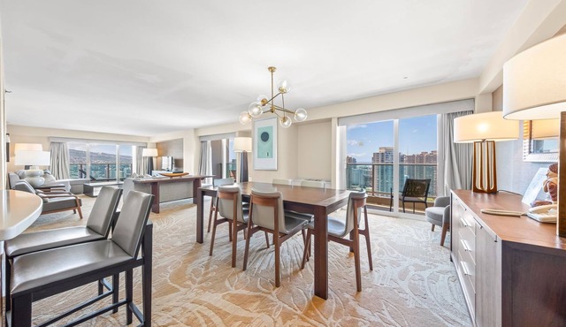 Refurnished! 33rd Floor RARE Executive Suite 2BR/2.5BA w/Kitchen & Laundry
