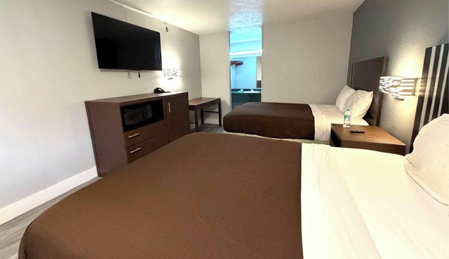 Regency Inn Three Rivers I-37
