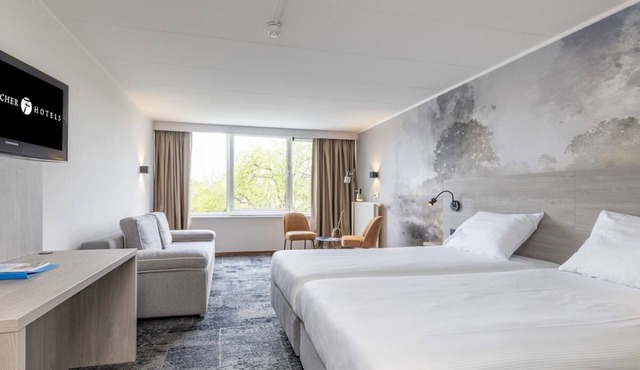 Rejuvenate in Comfortable Room Near Sallandse Heuvelrug National Park
