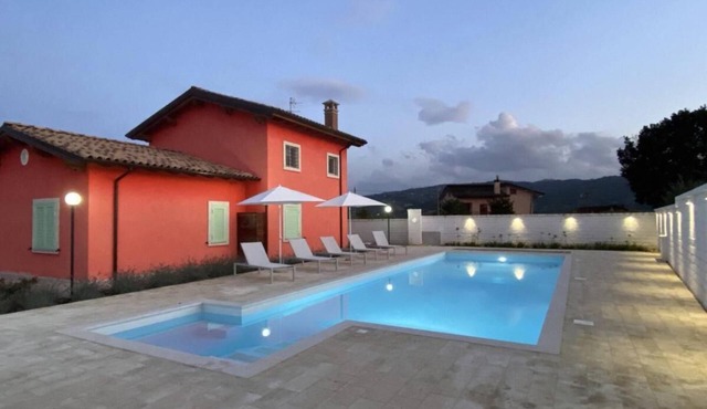 Relais Gregorio - Villa with private pool and garden in Irpinia