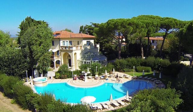 Relais & Residence Villa Mazzanta