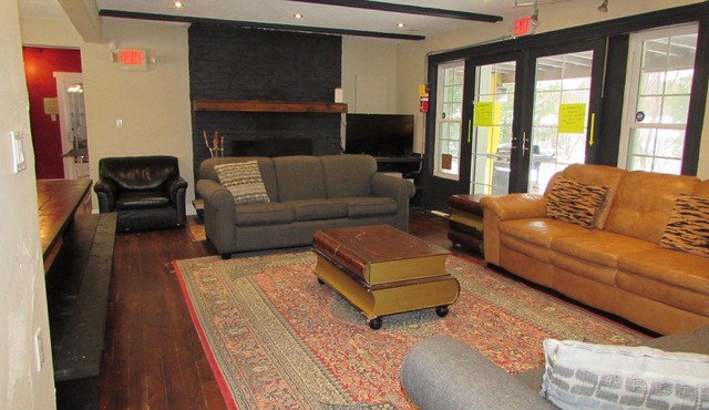 Relax and enjoy with the whole family at this peaceful pet-friendly place