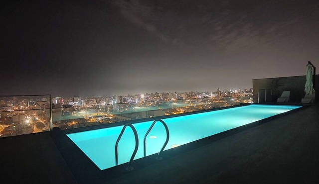 Relax and Work at Miraflores