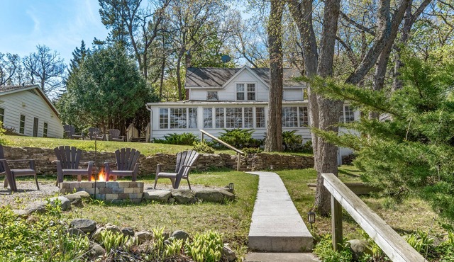 Relax at this Hidden Treasure on the Shore of Green Lake WI