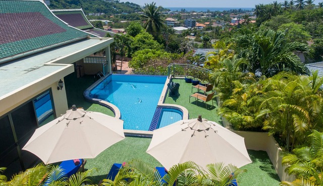 Relax by your private pool whilst our chef prepares delicious meals for you