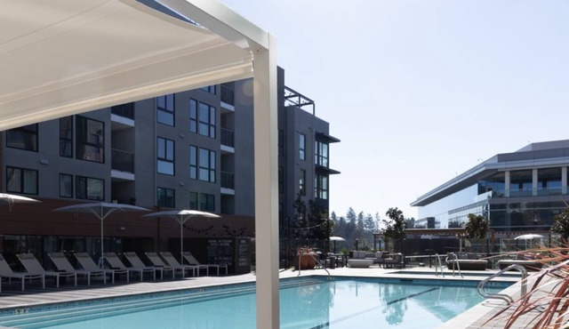 Relax in Comfort. Chic Avelle 2BR Condo with Pool