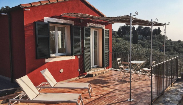 Relax in the olive trees -5km from the center of Imperia -Appartament Corbezzolo