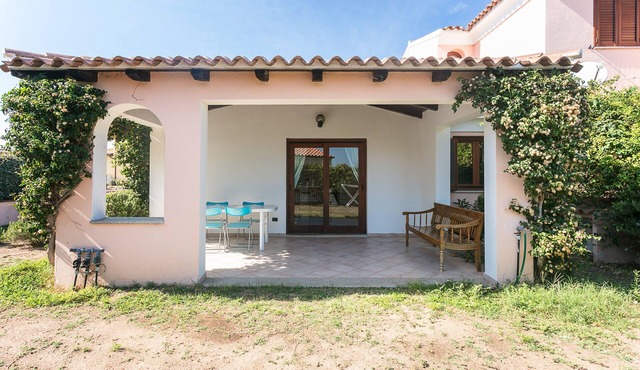 Relaxation outside Monte Petrosu - Bol 2