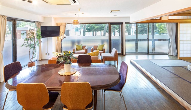 Relaxed and Quiet Parkside Family Apartment in Sapporo | 350m to Subway Station