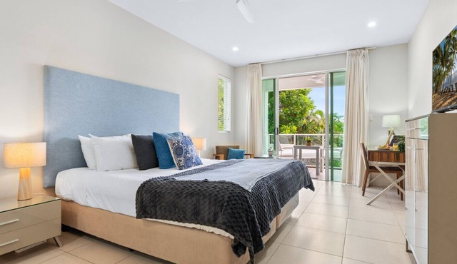 Relaxed City Living Just One Block from the Waterfront