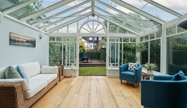 Relaxed Family Retreat in Kingston