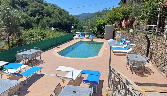 "Relaxed time-outs at Casa Viola - your little vacation paradise with pool