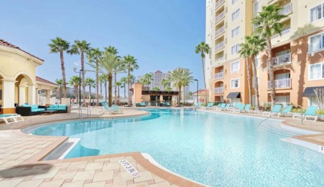 Relaxing 1bedroom Condo by Universal & Disney 7min walk ICON park & Orlando eye
