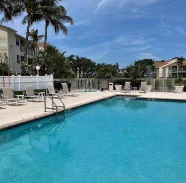 Relaxing Condo with Heated Pool