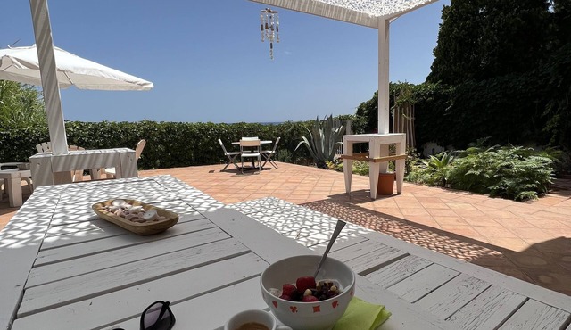 Relaxing cottage for families. 1 min from the beach