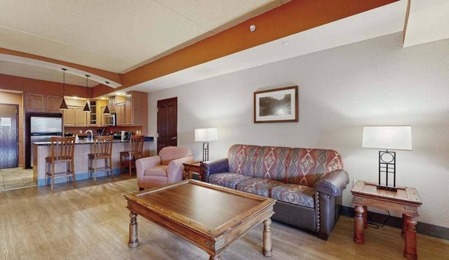 Relaxing Dells Getaway Condo + Adventure