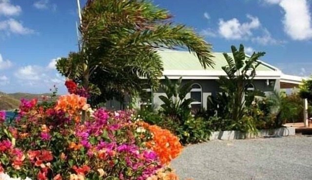 Relaxing, Romantic, Private Couples Getaway, just for two W/Stunning View