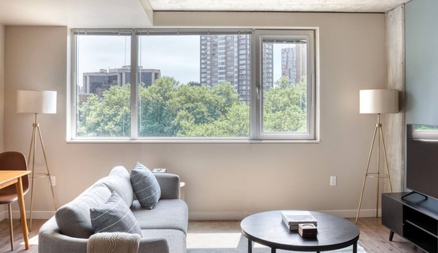 Remarkable Belltown Studio w/Gym & BBQ, nr Space Needle, by Blueground