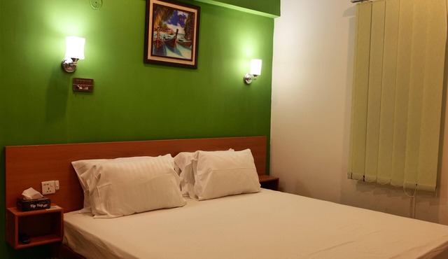Remarkable Diamond Apartment Dha Defense Karachi