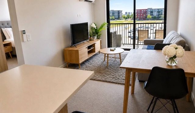 Remarkables Park: Modern Apartment with Parking
