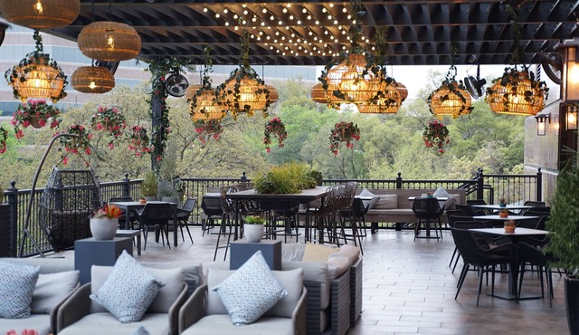 Renaissance Austin Arboretum Domain Hotel