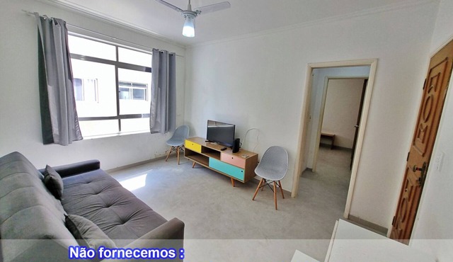 Renovated apartment, just 250m from the sea, fast Wi-Fi, close to the Aquarium, for 4 people
