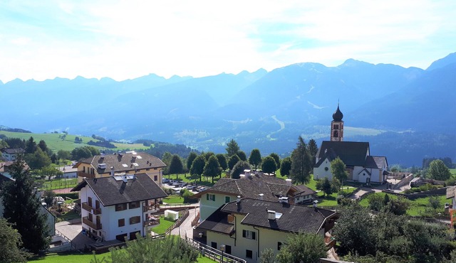 Renovated flat with gorgeous view in the Dolomites