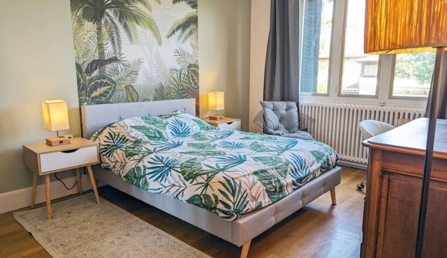 Renovated French House - 2 bedroom with A/C