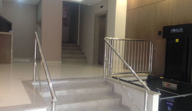 Rent apartment completely renovated! 3 blocks from the cathedral of Curitiba!