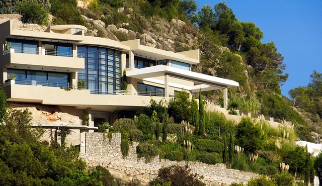 Rent this Luxury Villa with Private Pool, Ibiza Villa 1032