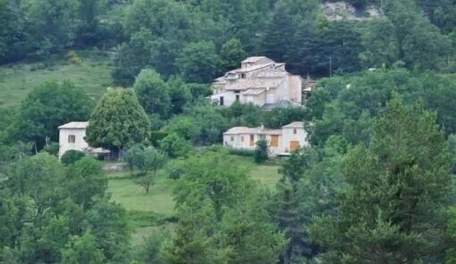 Rental of a gite in Esteron
