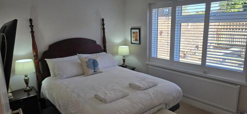 RentUnique Luxurious 1 Bd Bungalow