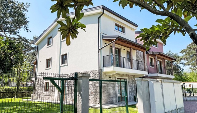 Residence Mare Azzurro, App. Falesie by Interhome