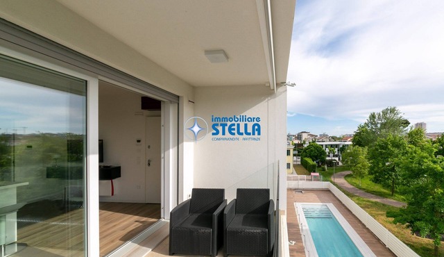 residence Adele # swimming pool + modern #