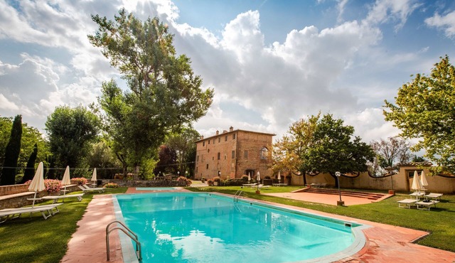 Residence Borgo San Lorenzo a Linari