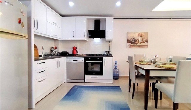 Residence Flat with Shared Pool in Konyaalti