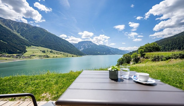 Residence Froy Apartment 1 – Lake View, Whirlpool & Breakfast Included