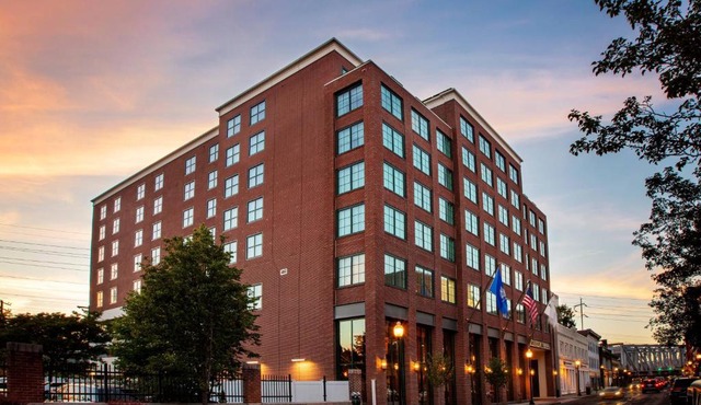 Residence Inn by Marriott Norwalk